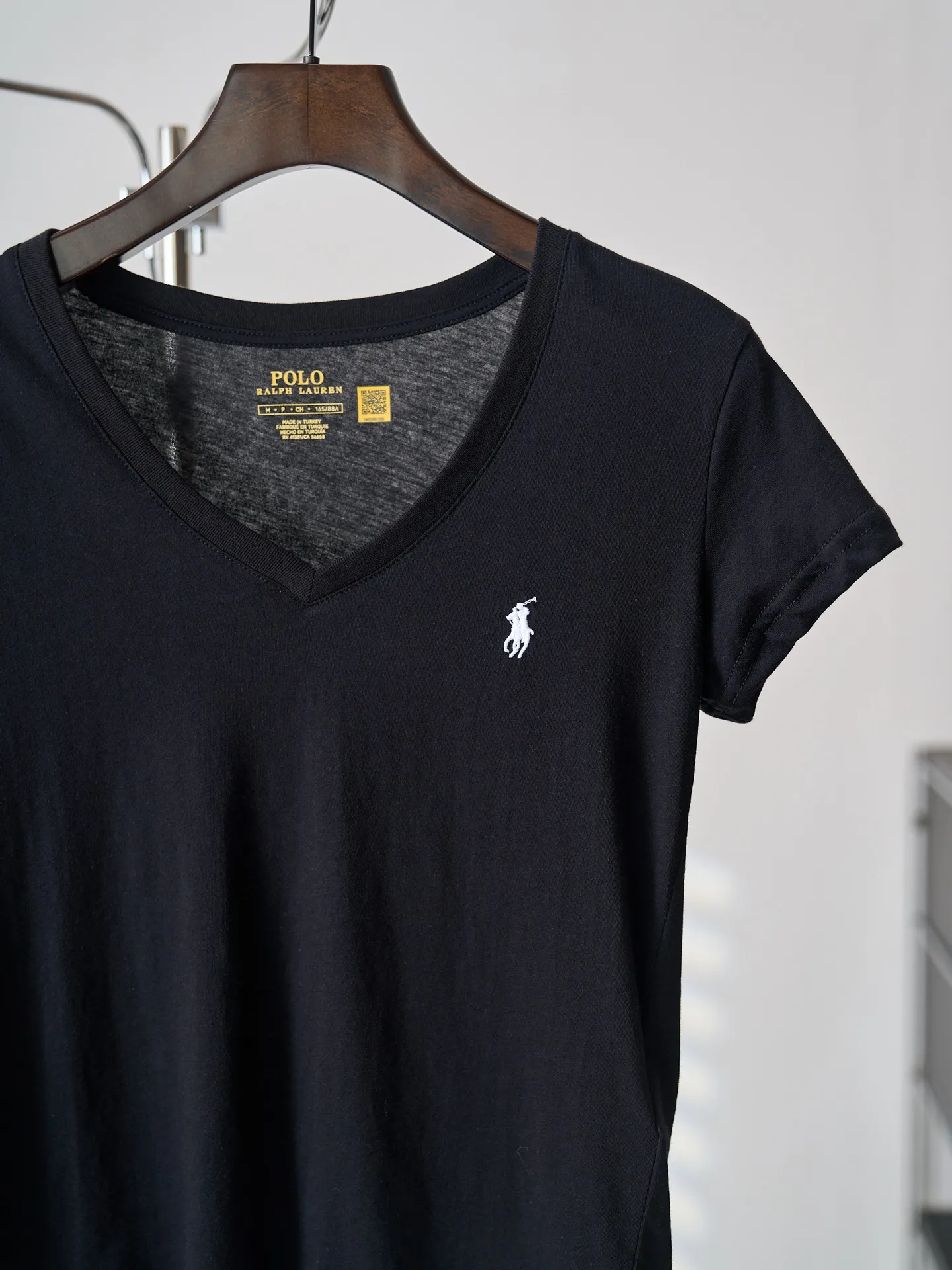 【 】Ralph Lauren/ V （ ） 【In Stock】S M L ， ， 。 ， ， ， 。 ， 。V ， ， ， 。 ， 。 1 ， ， 、 。 2. ， ， ， 、 ， 。